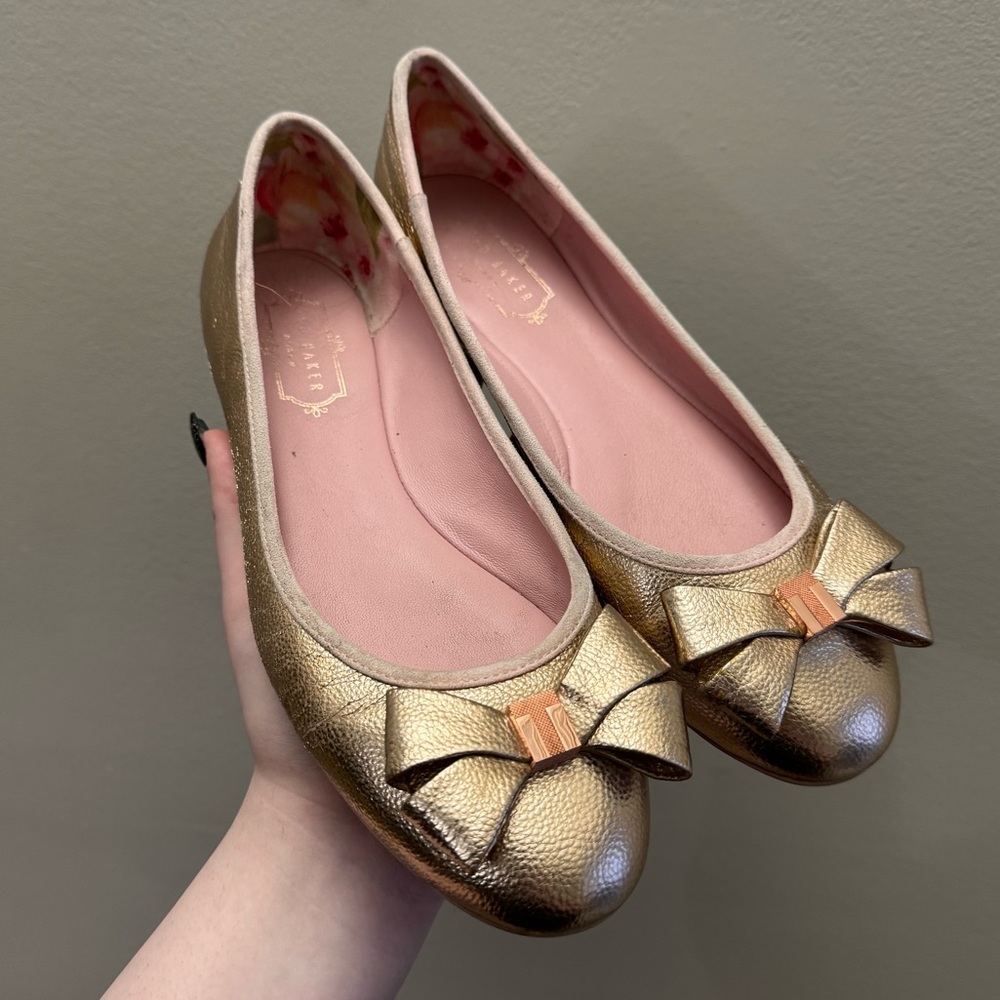 Ted Baker London rose gold metallic bow ballet flats